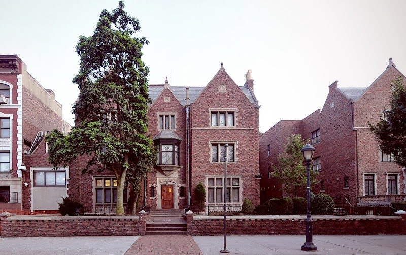 Chabad Lubavitch HQ