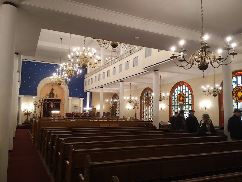 Romi Goldmuntz Synagoge - Shomre Hadas Synagogue - Van den nestlei Synagogue