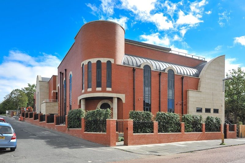 Shul, Mikvah and Hall