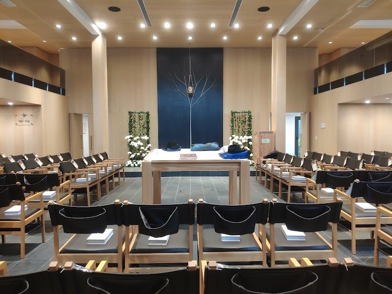 Beit Menachem - Synagogue and Chabad center