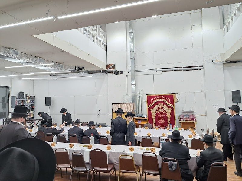 Bais Menachem Chabad Boro Park