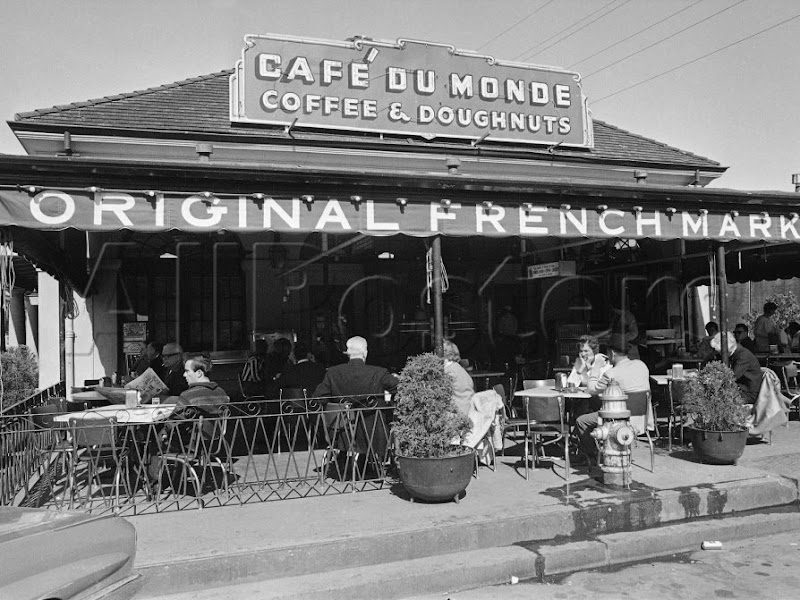 Café Du Monde (all metro locations)