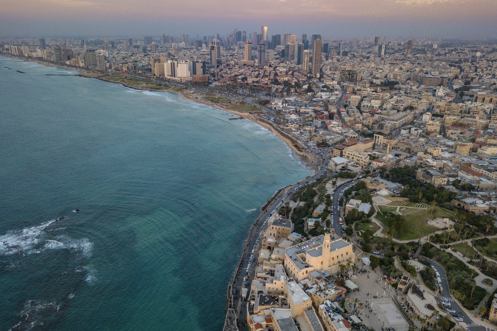 תל אביב